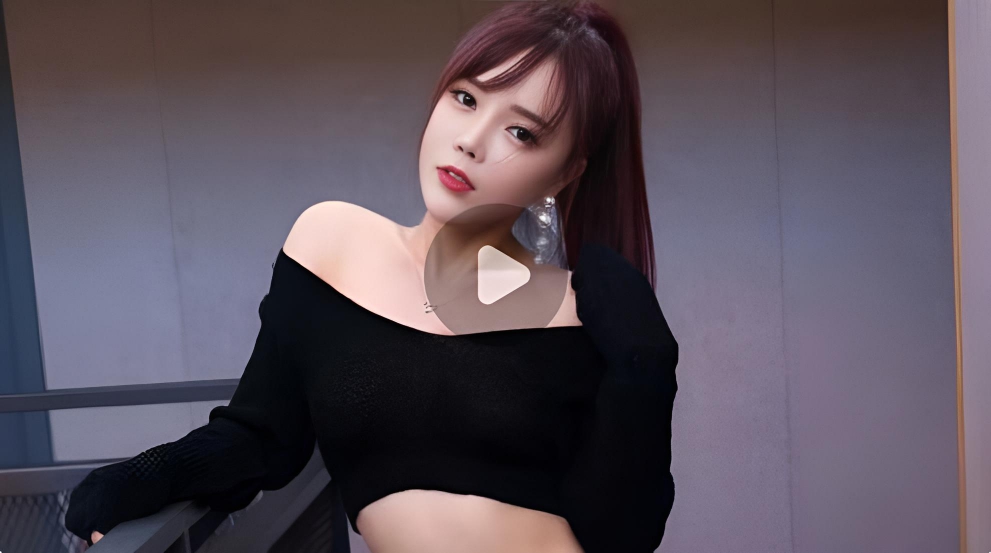 【艾小青系列】想要吃哥哥鸡巴,想哥哥插进小青逼逼里边